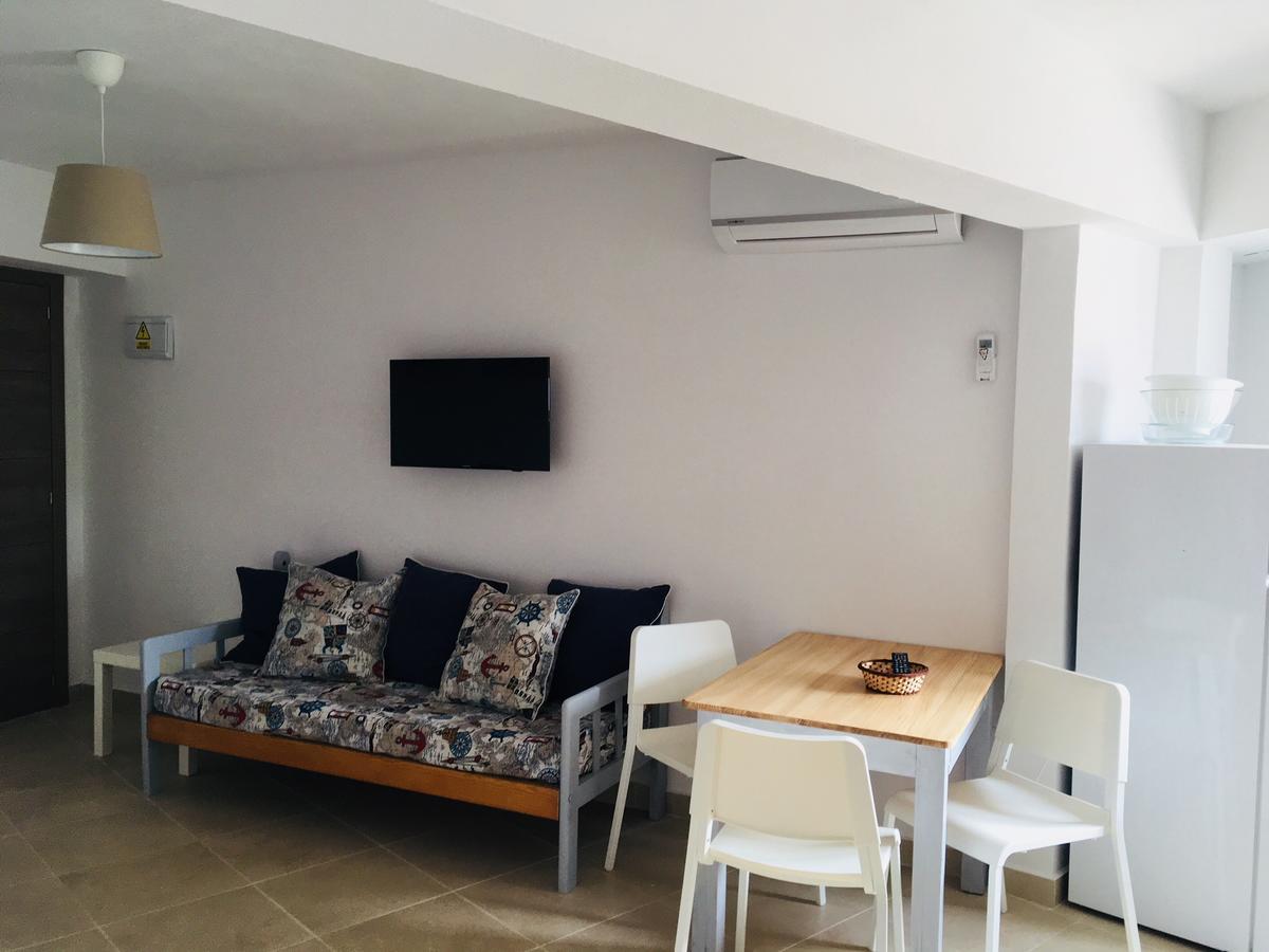 Apartamentos Calypso Punta Umbría Exterior photo